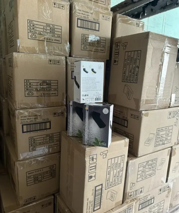 Dekoratyvinė sieninė saulės lempa „Wally”