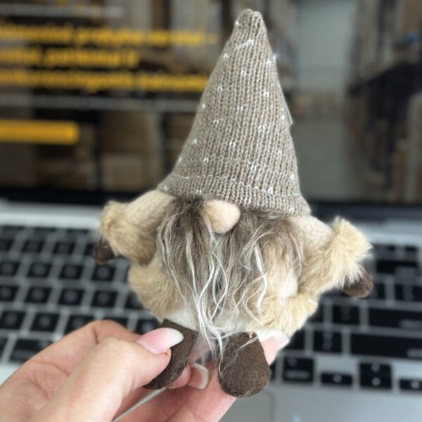 Kalėdinis nykštukas (mix 2 modeliai)