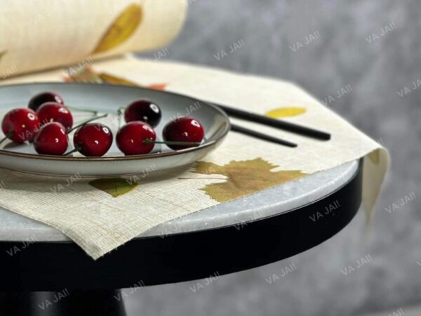 IMG_1102 Vienkartinė plėšoma staltiesė „Joy“