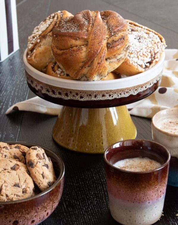 Glazūruotos akmens masės serviravimo indas