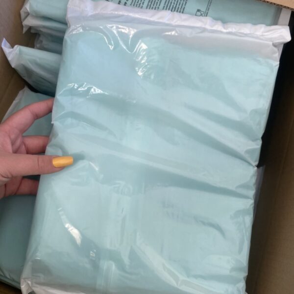 Screenshot Vienkartinis apsauginis kombinezonas su gobtuvu „Hygonorm“