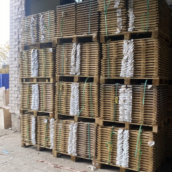 Screenshot Impregnuotos medinės terasinės lentelės (50×50×2 cm)