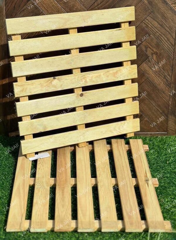 IMG_1309 Impregnuotos medinės terasinės lentelės (50×50×2 cm)